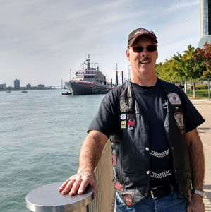 Meet your Posher, Edwin l.